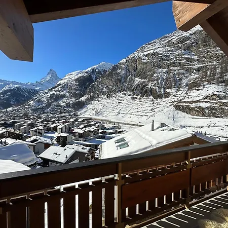Modern Self-Catering Apartment With Matterhorn Views Zermatt Esterno foto