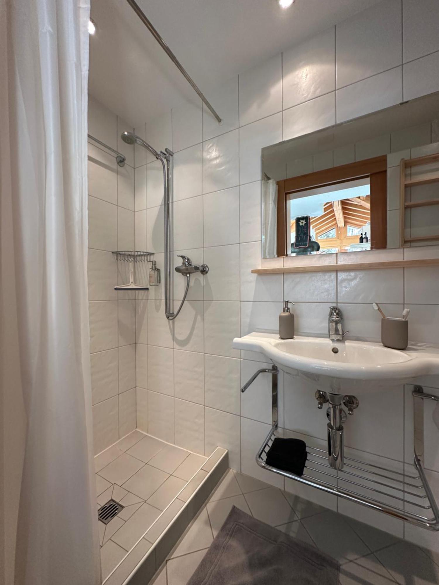 Appartamento Modern Self-catering With Matterhorn Views *